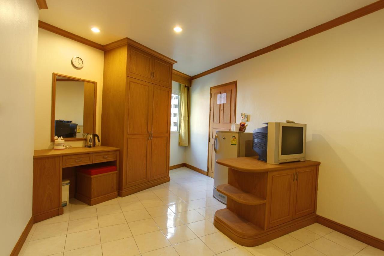 Patong Casa Jip Guesthouse מראה חיצוני תמונה
