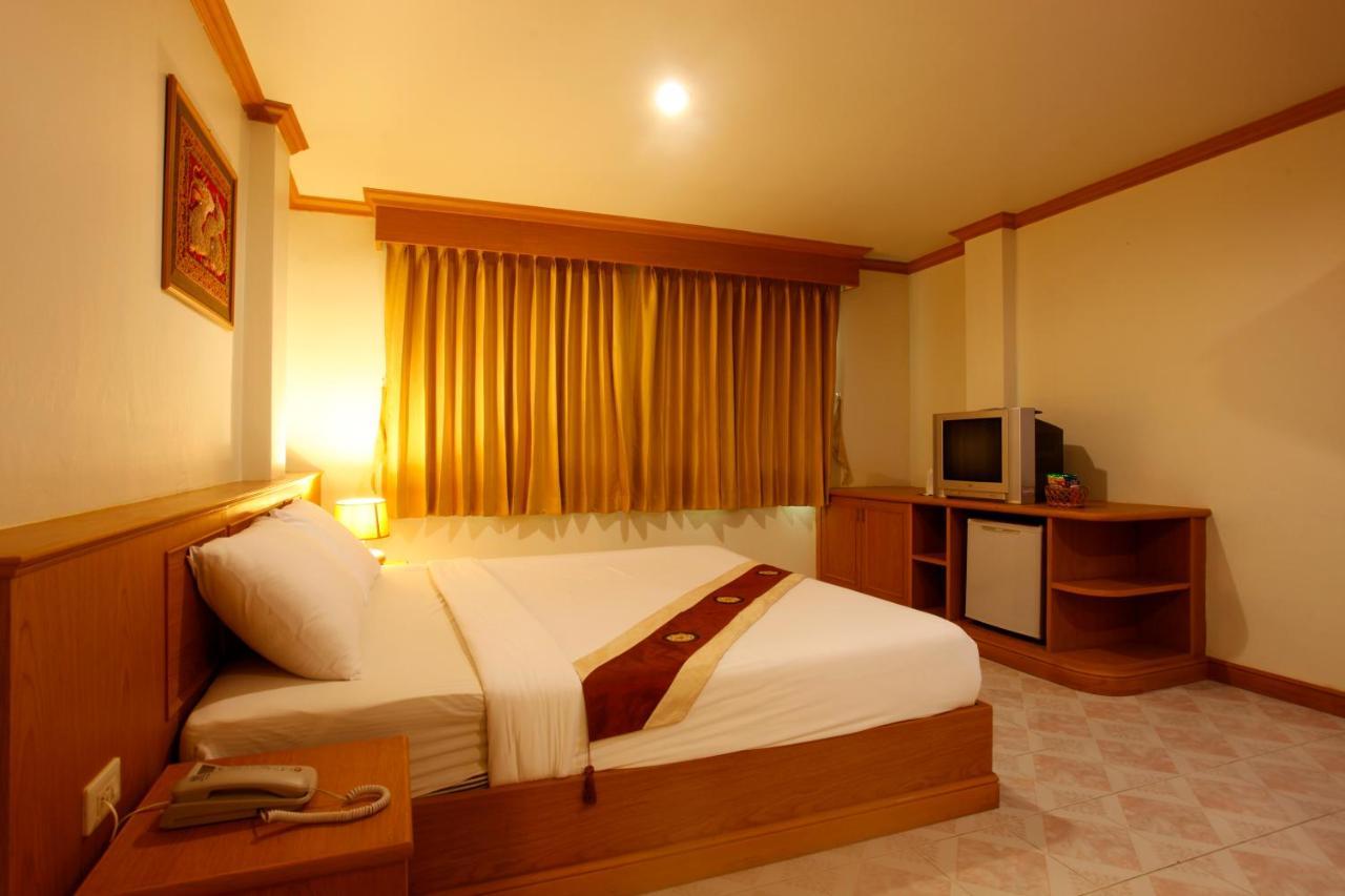 Patong Casa Jip Guesthouse מראה חיצוני תמונה