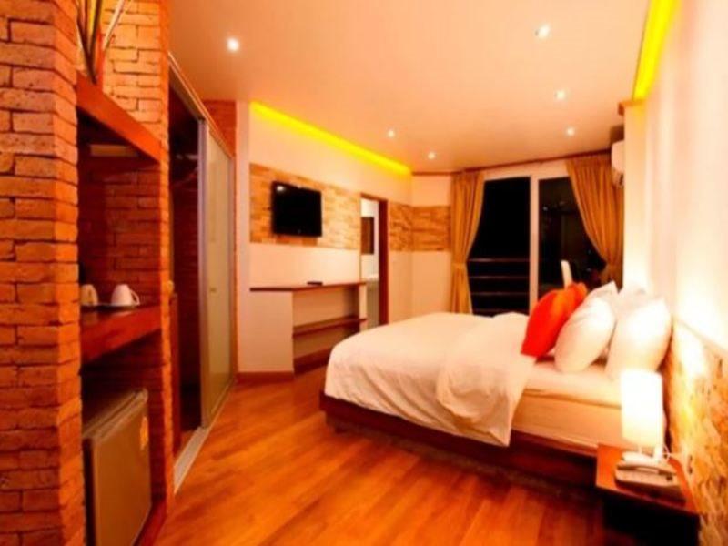Patong Casa Jip Guesthouse מראה חיצוני תמונה