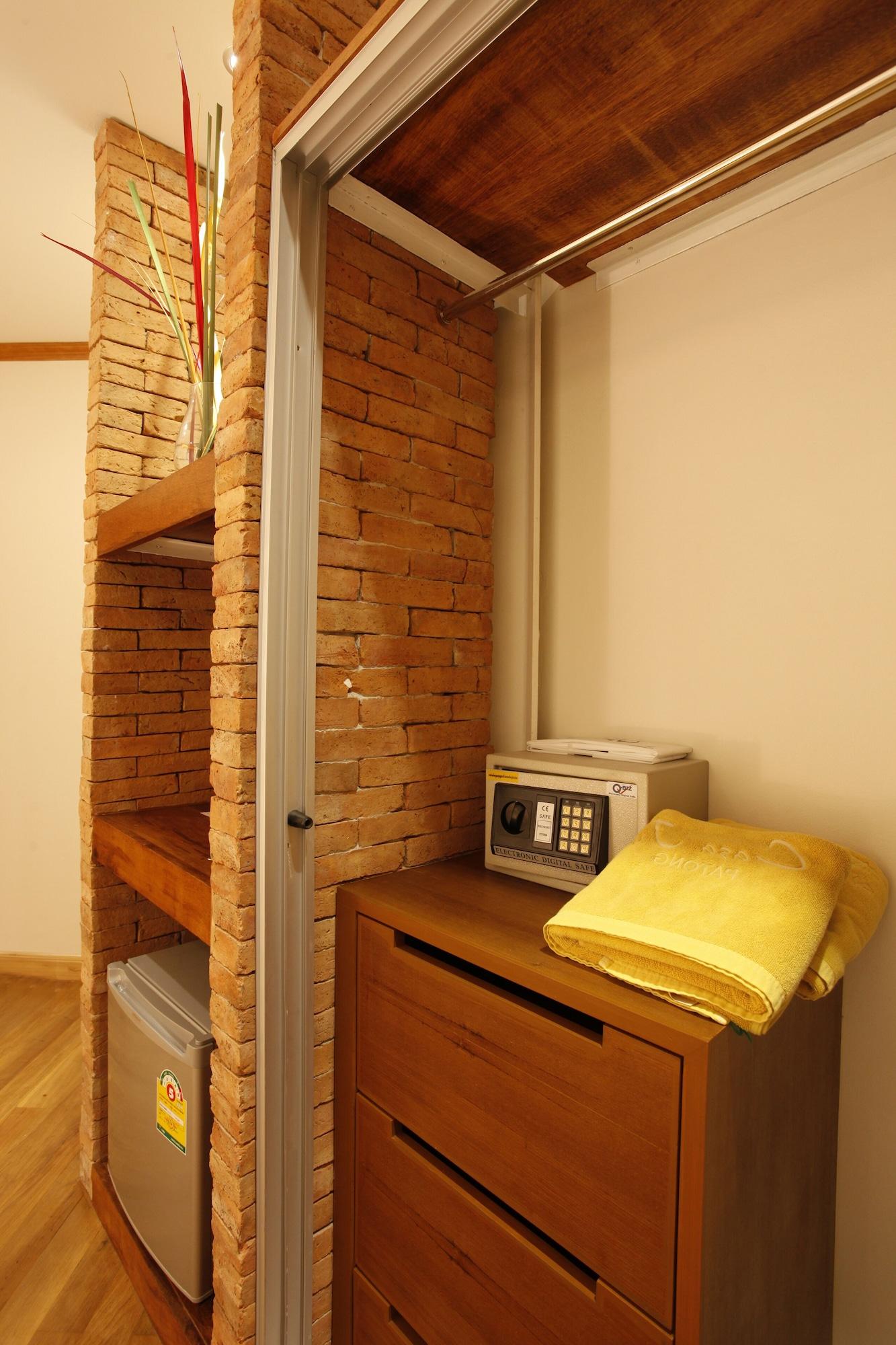 Patong Casa Jip Guesthouse מראה חיצוני תמונה