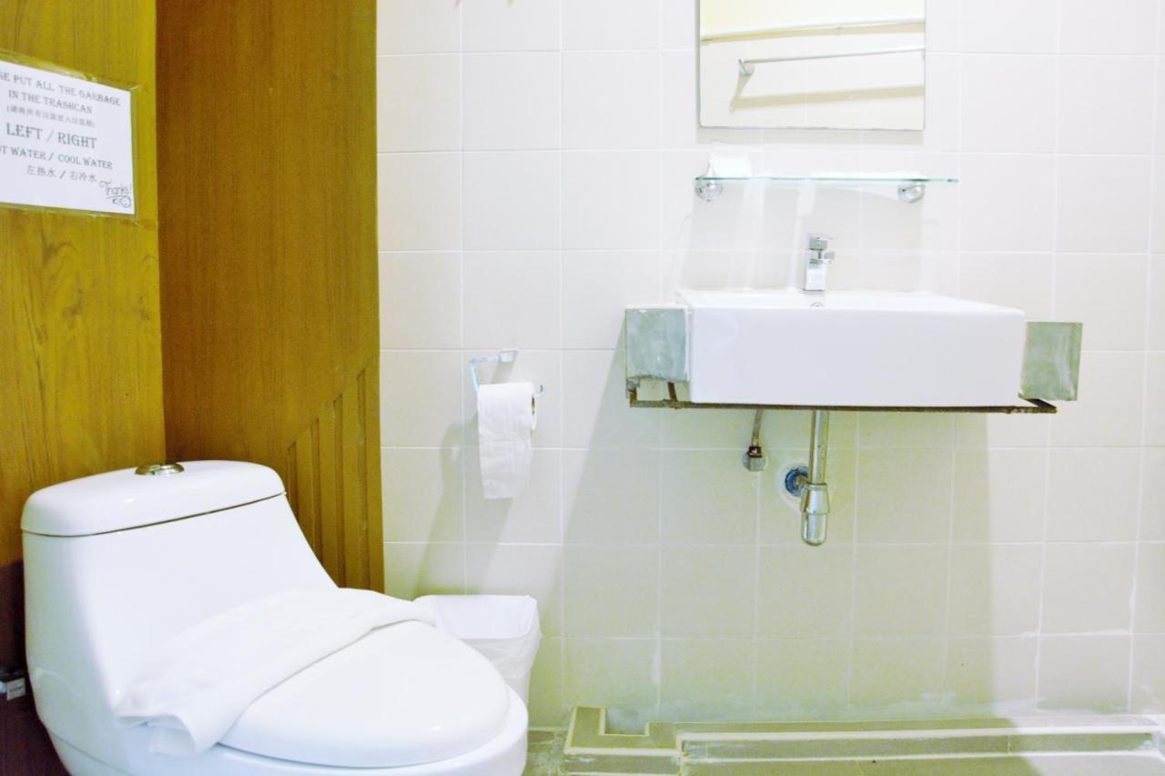Patong Casa Jip Guesthouse מראה חיצוני תמונה