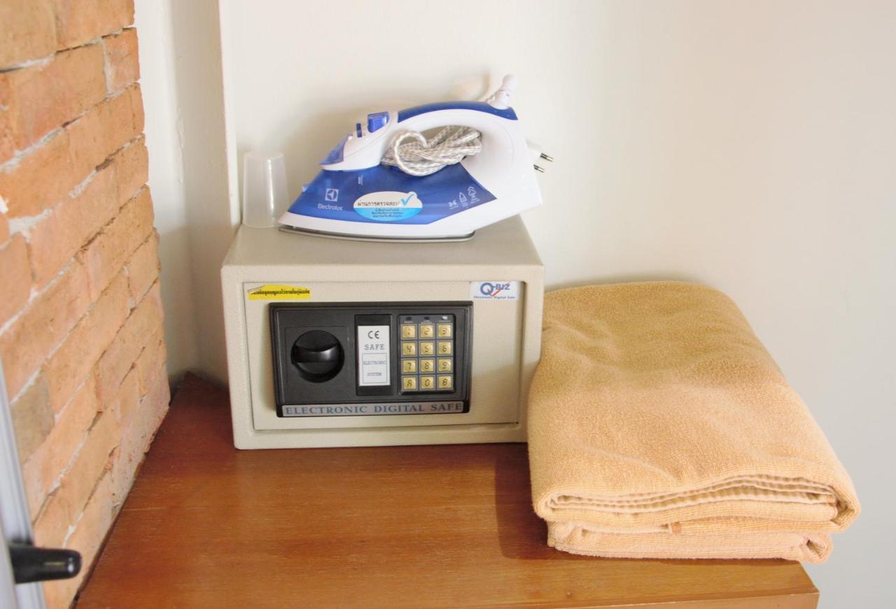 Patong Casa Jip Guesthouse מראה חיצוני תמונה